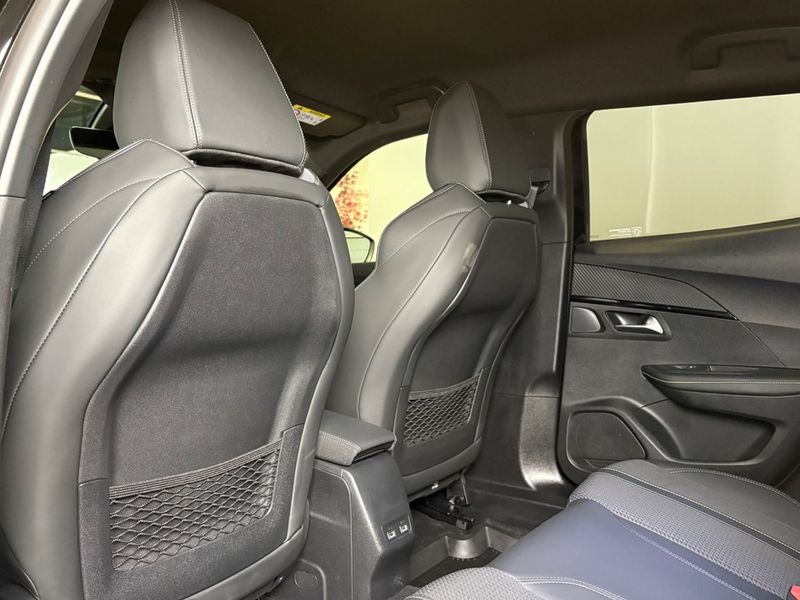 Peugeot e-2008 bild 9