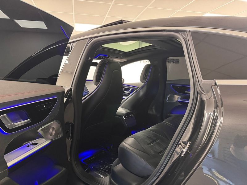 Mercedes EQE350 bild 14