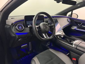 Mercedes EQE350 bild 17