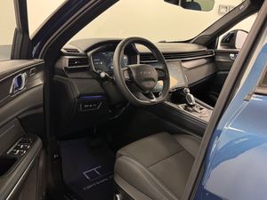 Lynk & Co 01 bild 5