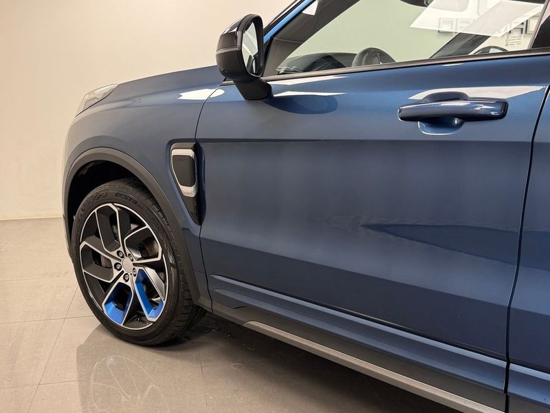 Lynk & Co 01 bild 4