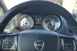 Lancia Voyager bild 13
