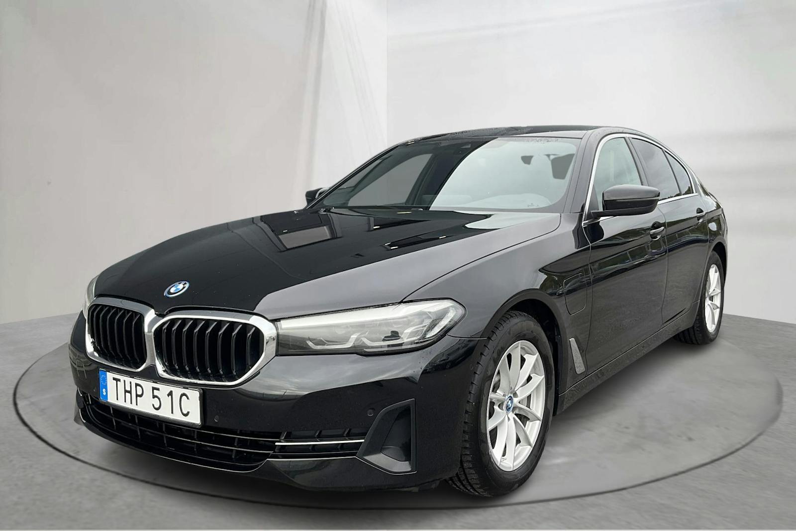 BMW 530