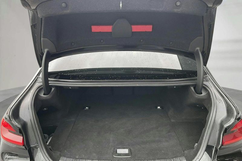 BMW 530 bild 9