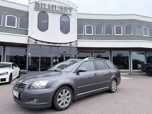 Toyota Avensis bild 1