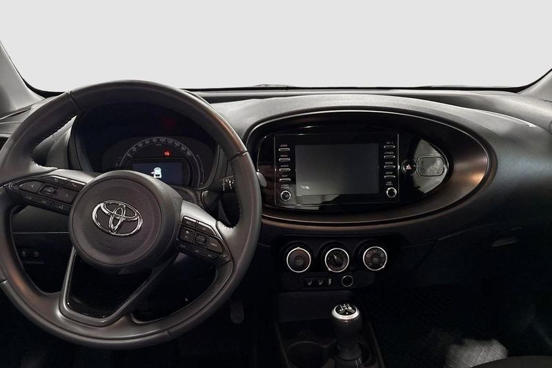 Toyota Aygo X bild 10