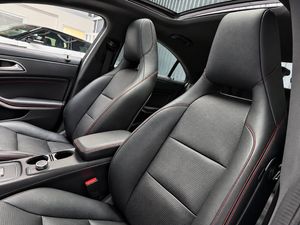 Mercedes CLA45 AMG bild 11