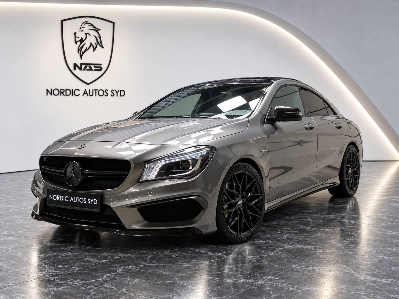 Mercedes CLA45 AMG