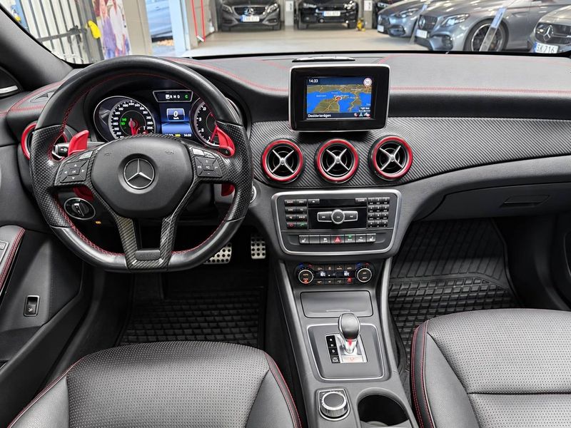 Mercedes CLA45 AMG bild 12
