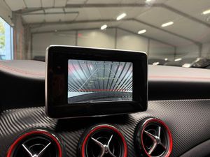 Mercedes CLA45 AMG bild 25