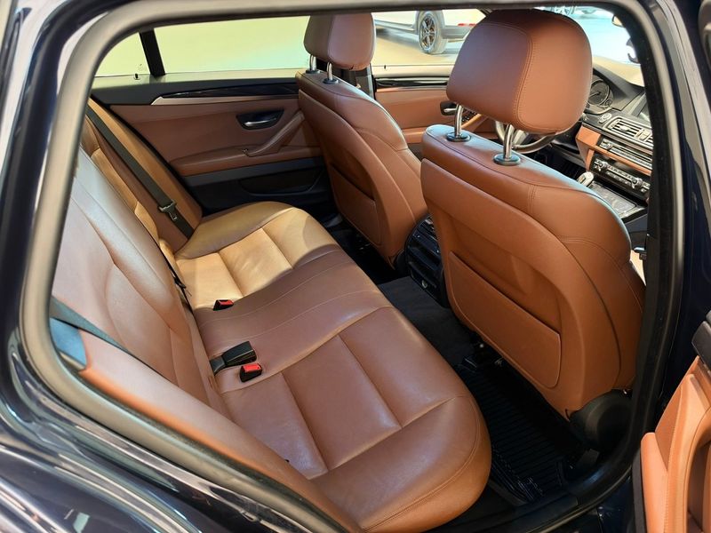 BMW 520 bild 8