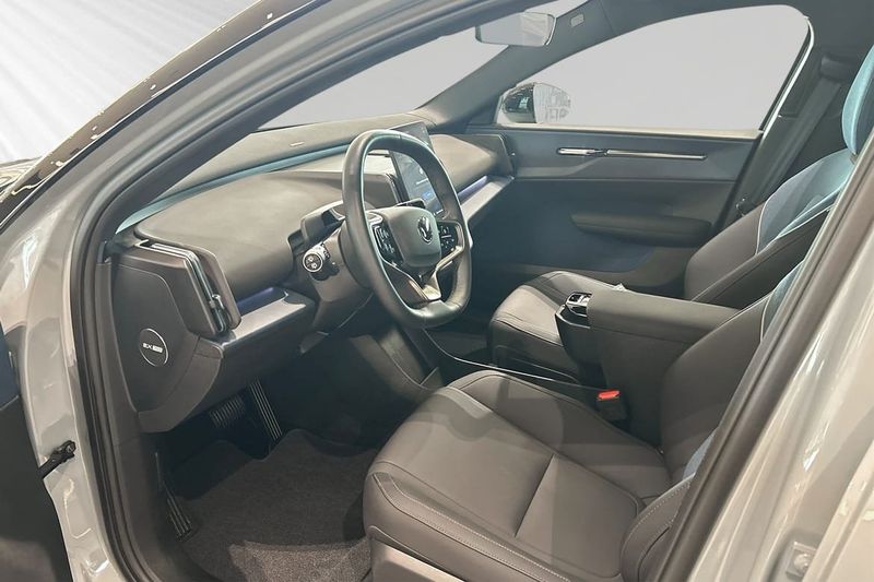 Volvo EX30 bild 7