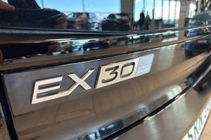 Volvo EX30 bild 12