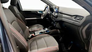 Ford Kuga bild 3