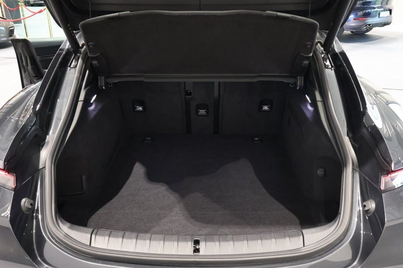 Porsche Taycan bild 17
