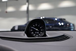 Porsche Taycan bild 16