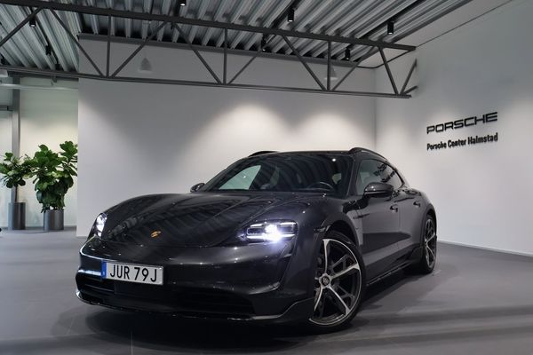 Porsche Taycan 4 4 Cross Turismo 476hk - 2024
