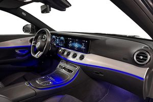 Mercedes E300 bild 9