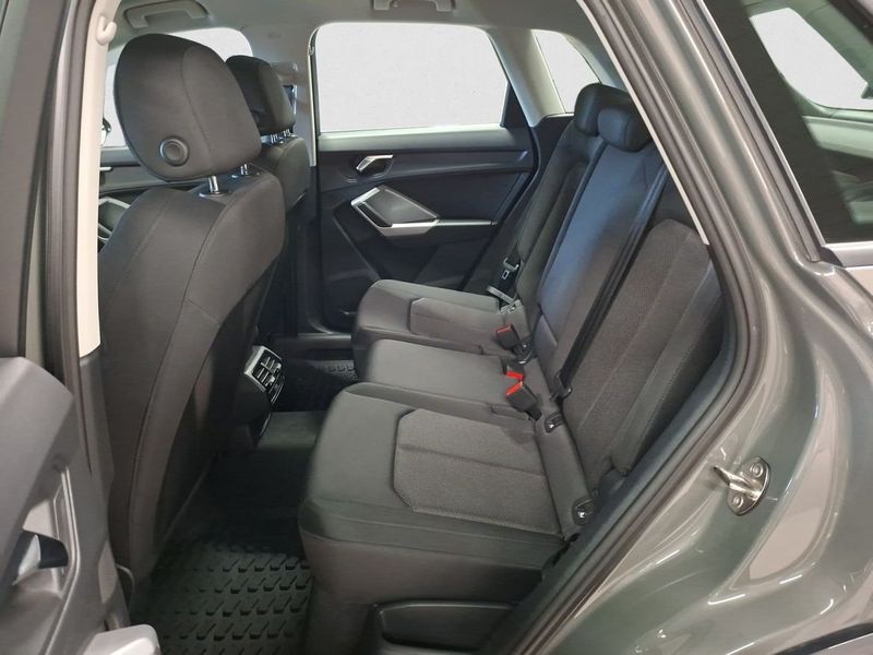 Audi Q3 bild 8