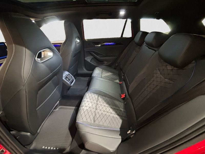 Volkswagen Passat bild 7