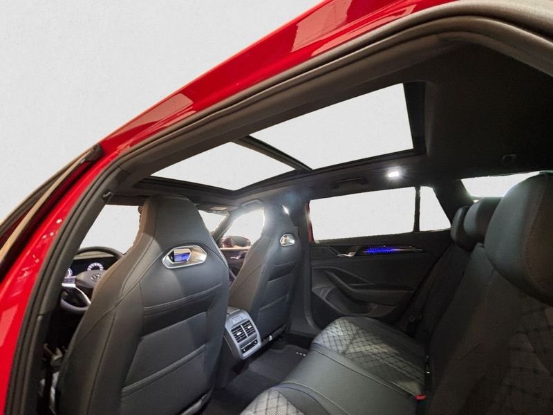 Volkswagen Passat bild 8