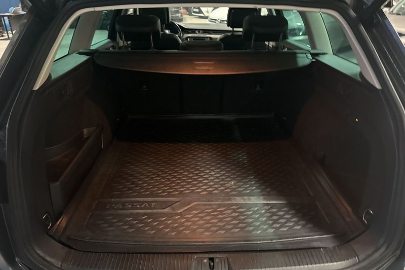 Volkswagen Passat bild 18