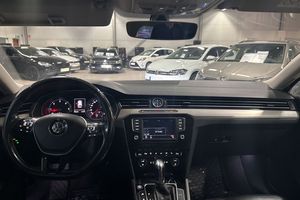 Volkswagen Passat bild 29