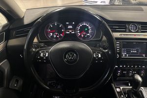 Volkswagen Passat bild 28