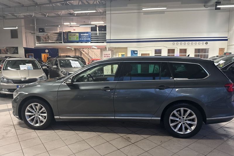 Volkswagen Passat bild 11