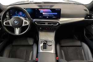 BMW 330 bild 12