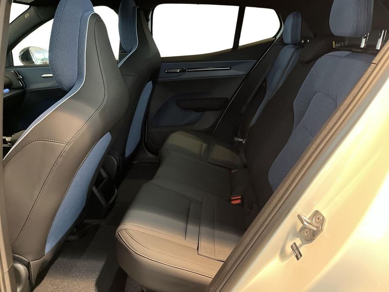 Volvo EX30 bild 9