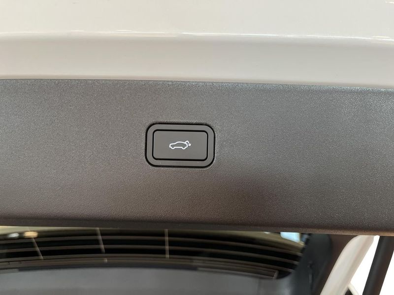 Volvo EX30 bild 16