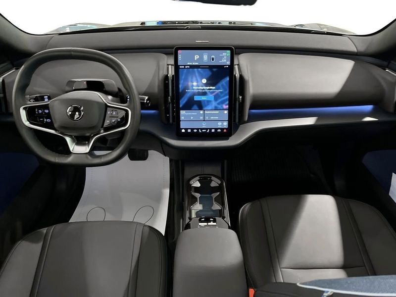 Volvo EX30 bild 8