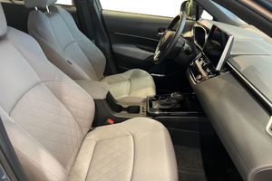 Toyota Corolla Cross bild 5