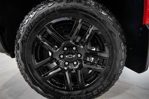 Chevrolet Silverado bild 9