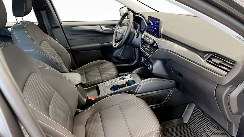 Ford Kuga bild 3