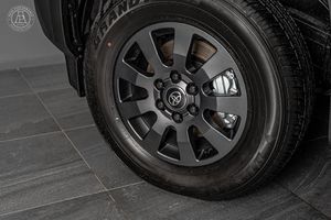 Toyota Land Cruiser bild 4