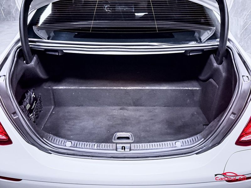 Mercedes E300 bild 17
