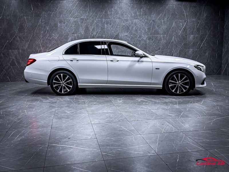 Mercedes E300 bild 8