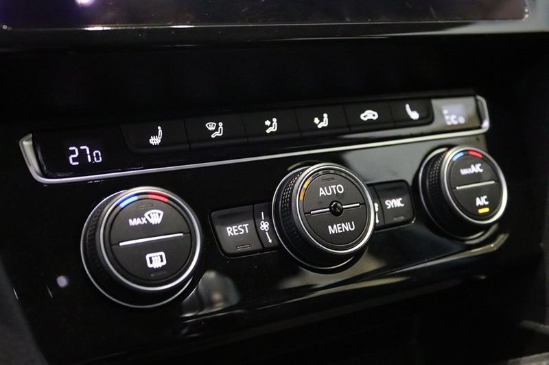 Volkswagen Passat bild 15
