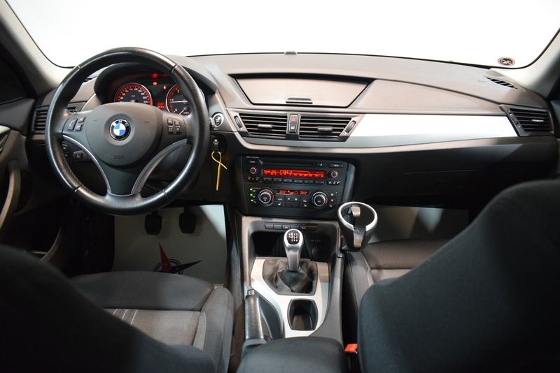BMW X1 bild 15