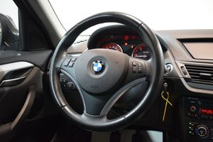 BMW X1 bild 16