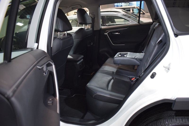 Toyota RAV4 bild 16