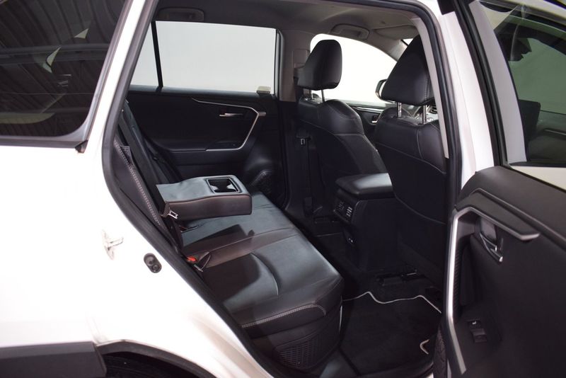 Toyota RAV4 bild 15