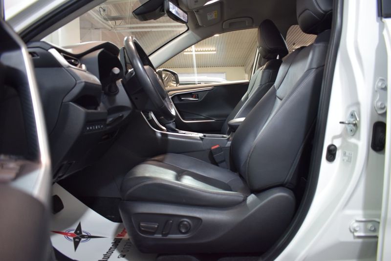 Toyota RAV4 bild 10