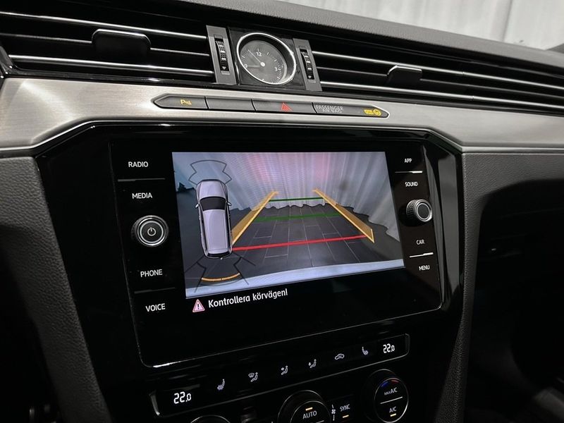 Volkswagen Passat bild 13