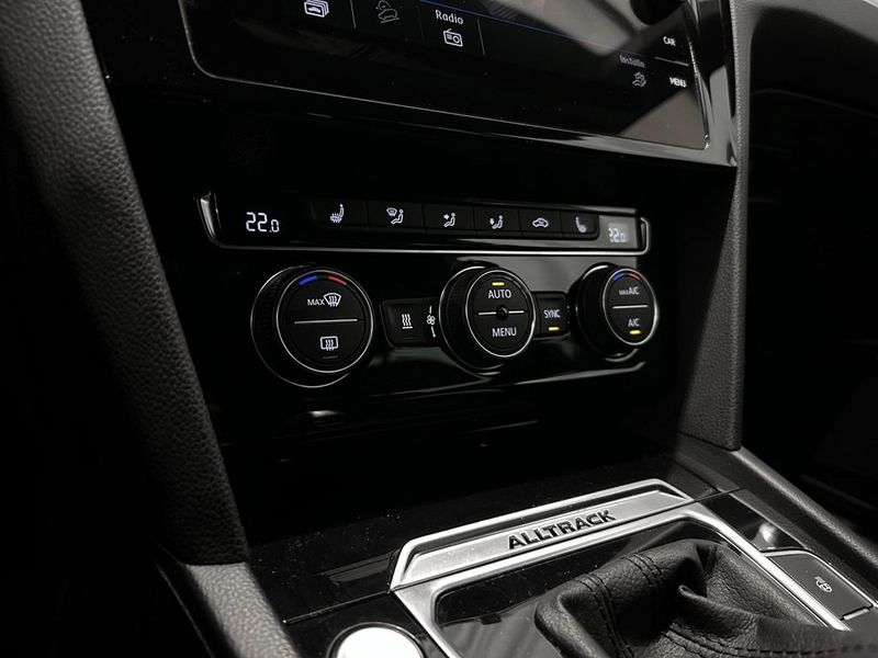 Volkswagen Passat bild 14
