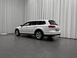Volkswagen Passat bild 3