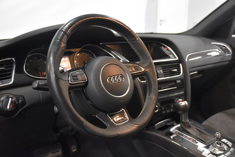 Audi RS4 bild 8