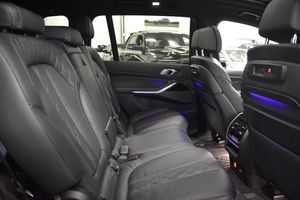 BMW X7 bild 14